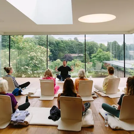 Bell Flat In Broughton Hall *